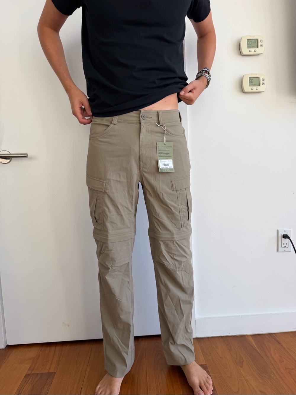 REI Men's Cargo Pants in Khaki/Tan